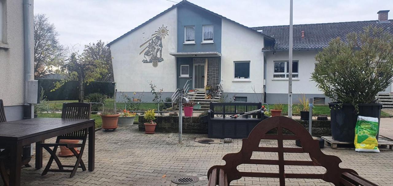 Gaestehaus Maurer Apartment Gau-Weinheim